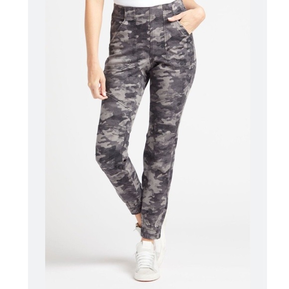 SPANX Gray Camo Jogger Pants XS - Picture 12 of 12